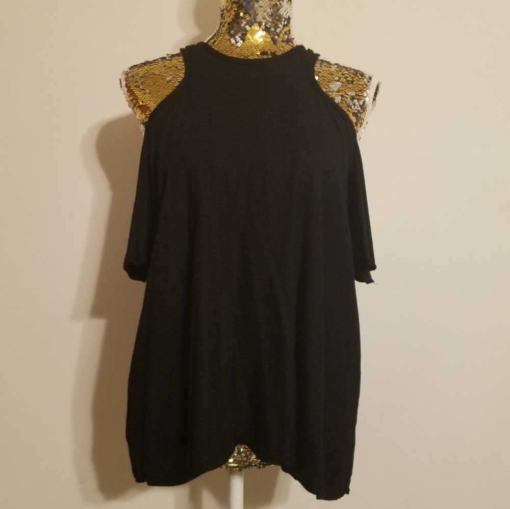 🌻Altered State Black Dobby Cold Shoulder Top